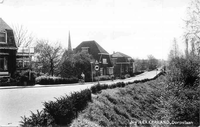 301-326-017 Nieuw-Lekkerland Dorpslaan, Verzenden, Voor 1920, Zuid-Holland