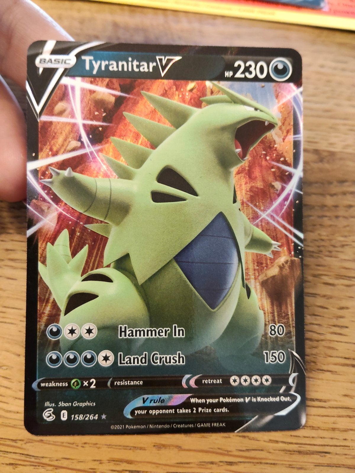 Tyranitar V, Ophalen of Verzenden, Zo goed als nieuw, Losse kaart