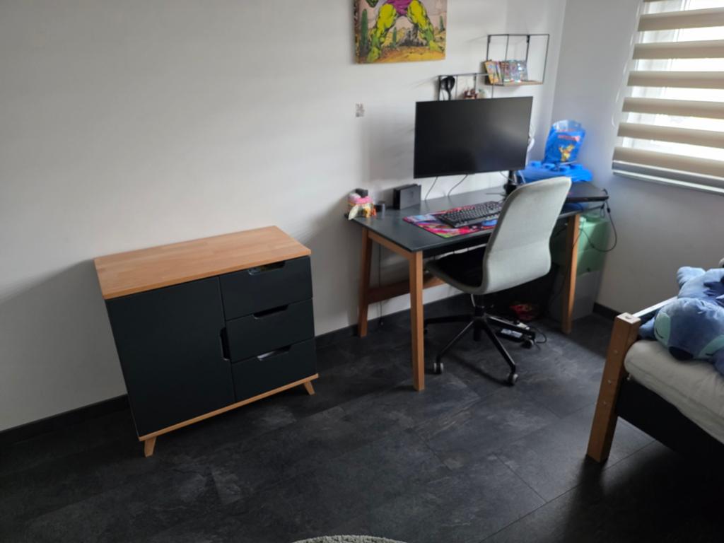 Mooie kinderkamer met bureau kastje en bed, Ophalen, Gebruikt, Jongetje of Meisje
