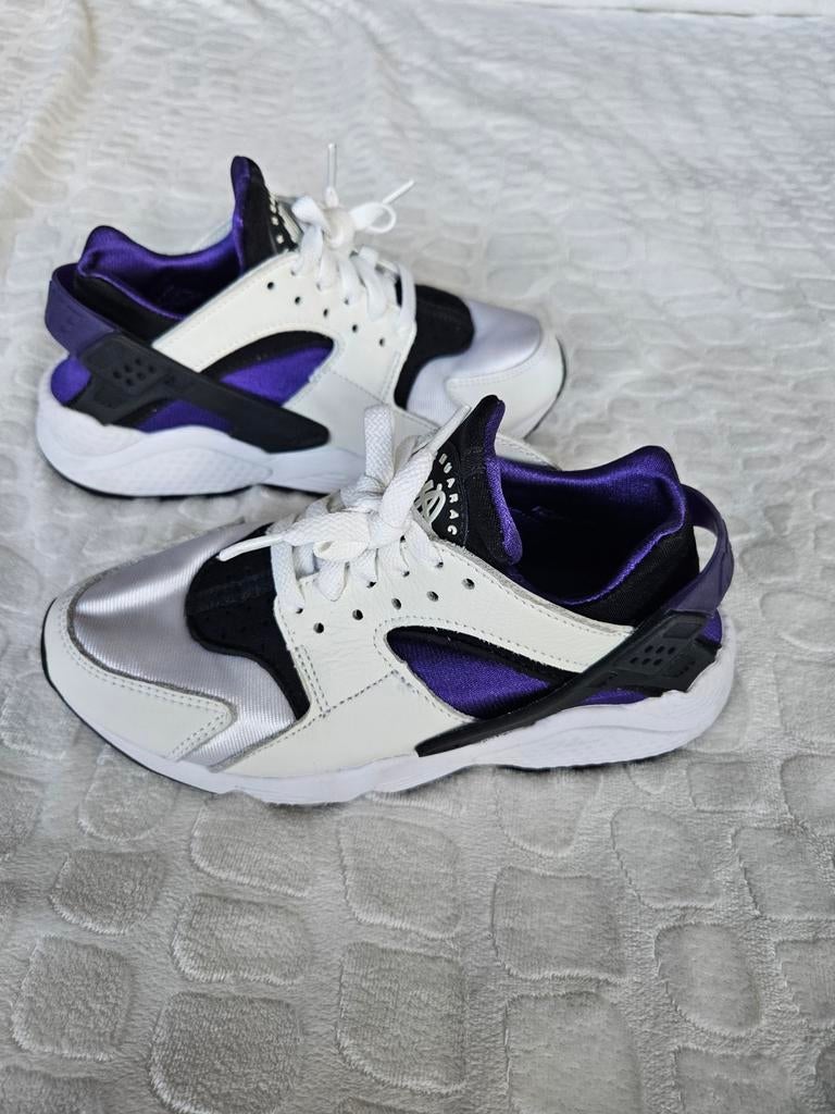 Nike Air Huarache Paars/Wit - Maat 36, Overige kleuren, Nike, Ophalen of Verzenden, Sneakers of Gympen