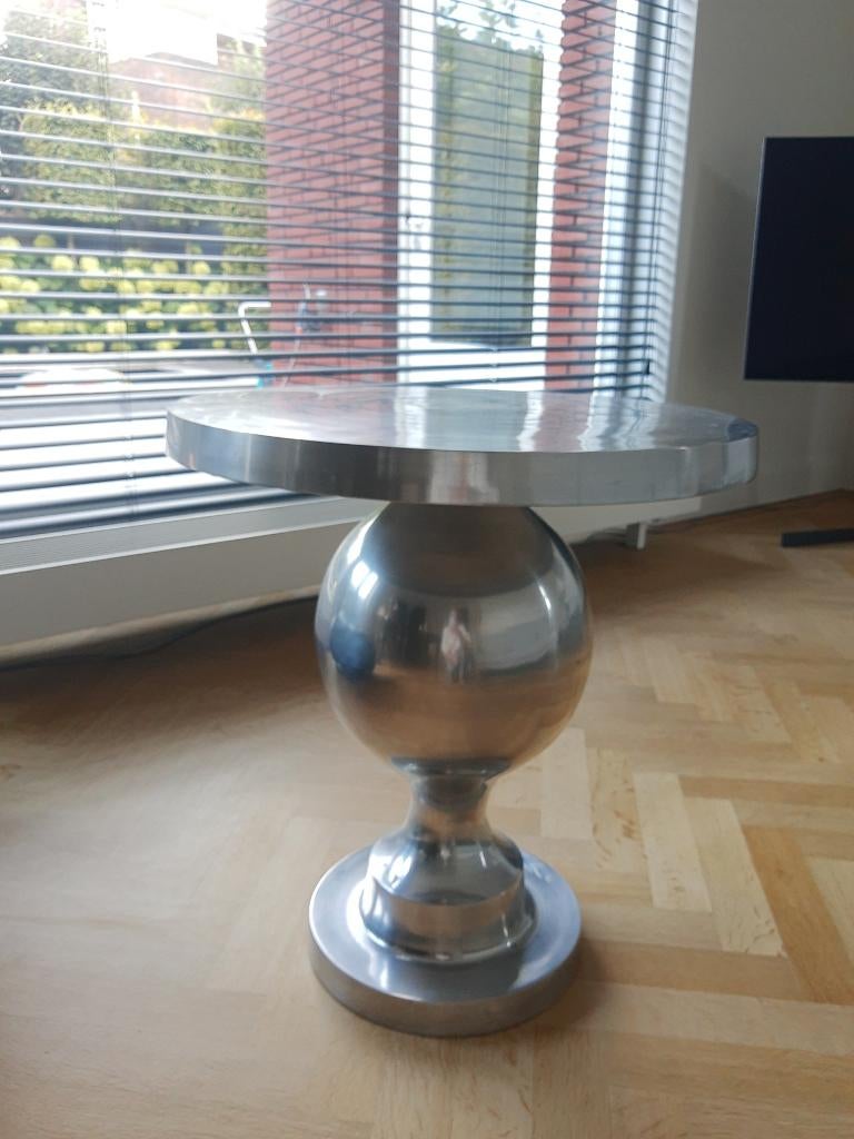 Bijzettafel zware kwaliteit gepolijst aluminium zilver, Huis en Inrichting, Tafels | Bijzettafels, Ophalen, Metaal of Aluminium