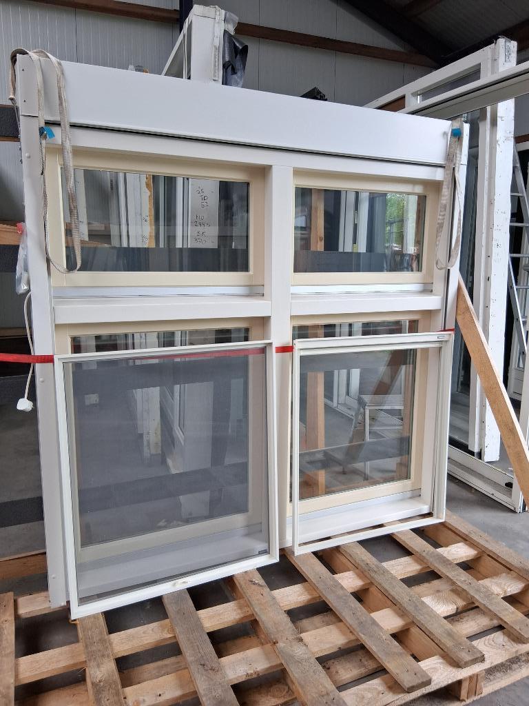 Nieuw Raamkozijn Screen Hor  Hr++ Bezorgen factuur mogelijk, Gevelraam of Ruit, Zo goed als nieuw, Dubbelglas, 160 cm of meer