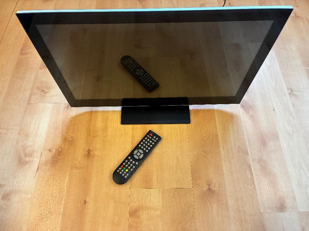 Salora TV 24 inch met afstandsbediening en DVD speler, 50 Hz, LCD, Zo goed als nieuw, 40 tot 60 cm