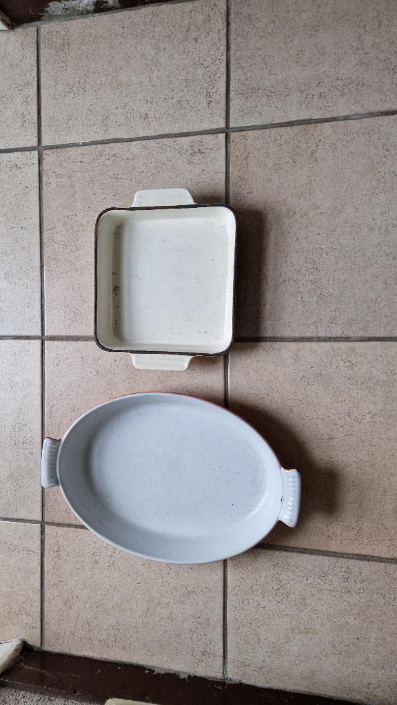2 zware gietijzeren keuken schalen, Ophalen of Verzenden, Zo goed als nieuw