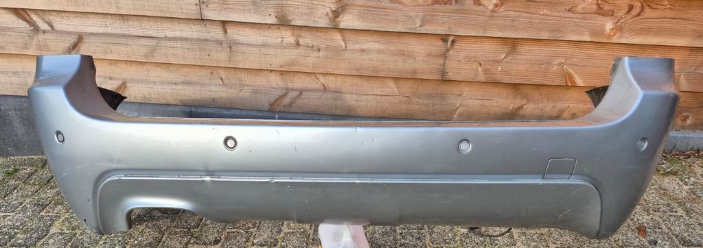 E61 BMW 5 SERIE M ACHTERBUMPER + PDC SENSOREN + STEKKER, Gebruikt, Ophalen of Verzenden, Achter, Bumper