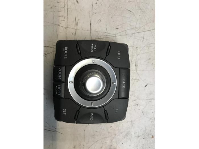 Bediening boordcomputer van een Renault Laguna, Gebruikt, -, Renault, -