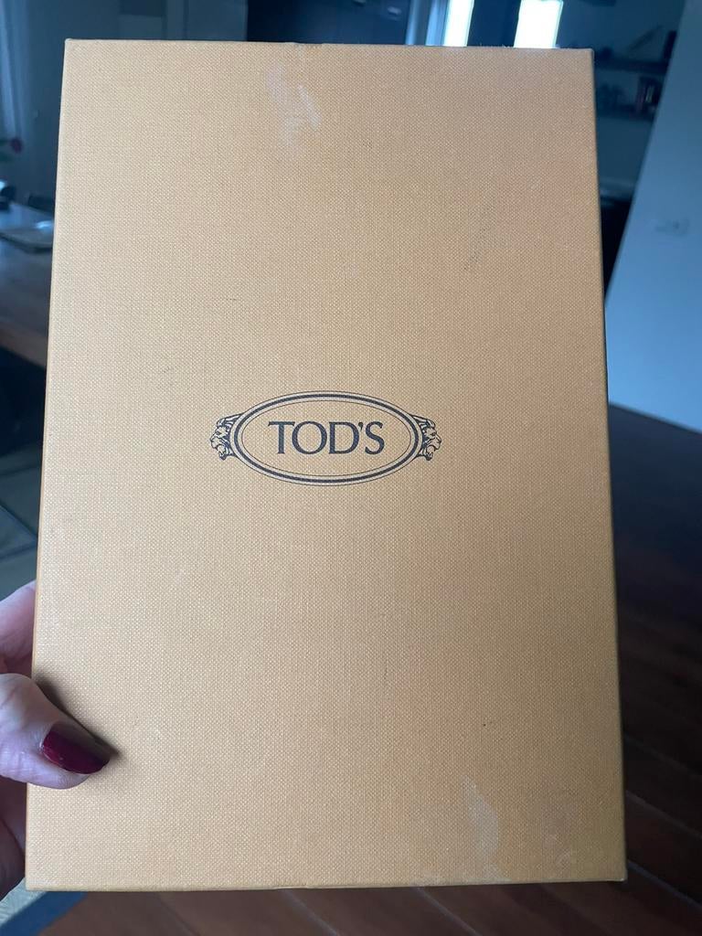 TOD’s originele achoenendoos dames, Ophalen of Verzenden, Zo goed als nieuw, Oranje, Overige typen