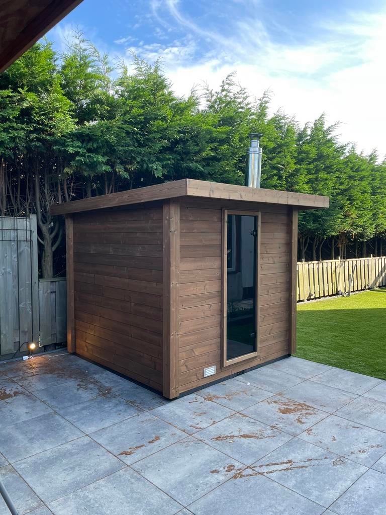 Thermowood buitensauna 200x200 inclusief saunakachel, Sport en Fitness, Sauna, Ophalen of Verzenden, Nieuw, Fins of Traditioneel