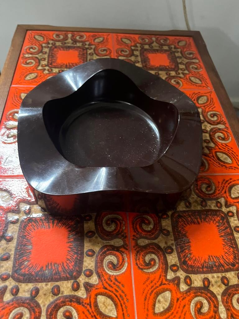 Asbak design helit germany golven bruin kunststof €15, Verzamelen, Ophalen of Verzenden, Gebruikt, Asbak