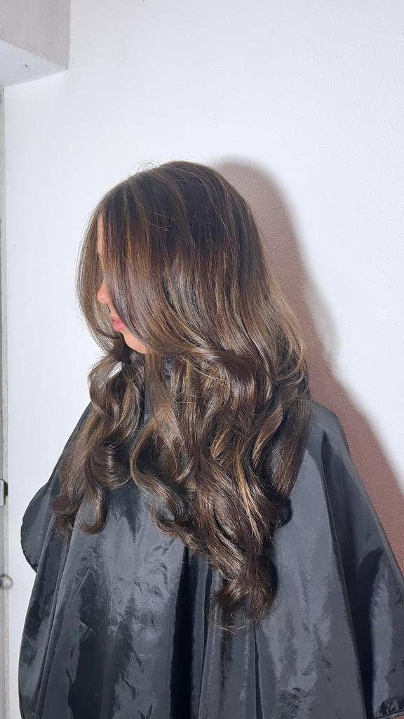 Hair extensions specialist, Hairextensions