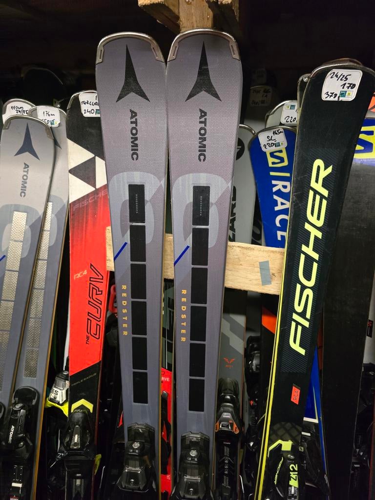 160 152cm ATOMIC REDSTER Q7 REVOSHOCK, 160 tot 180 cm, Ophalen of Verzenden, Zo goed als nieuw, Carve