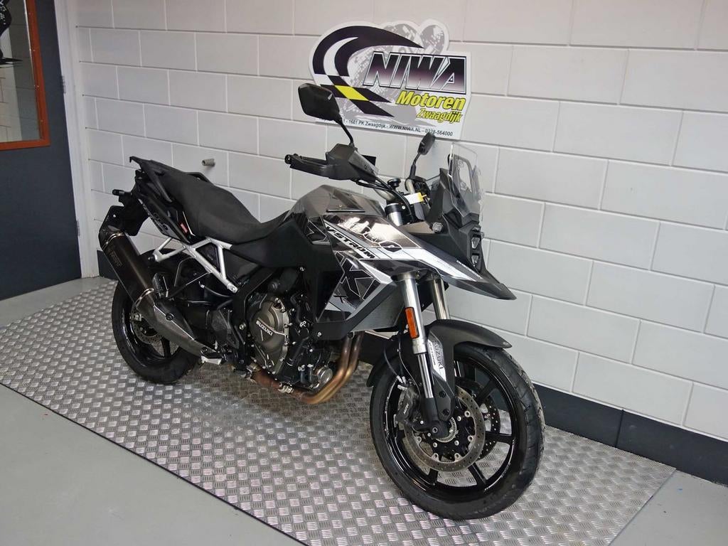SUZUKI V-STROM 800, Motorrijbewijs A, Bedrijf, Onbekend, Meer dan 35 kW