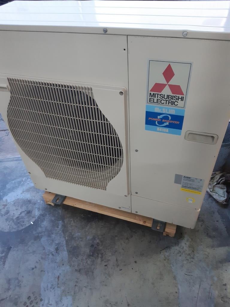 Mitsubishi electric 7.1kw powerinverter . Ook nieuw !, Ophalen of Verzenden, Zo goed als nieuw