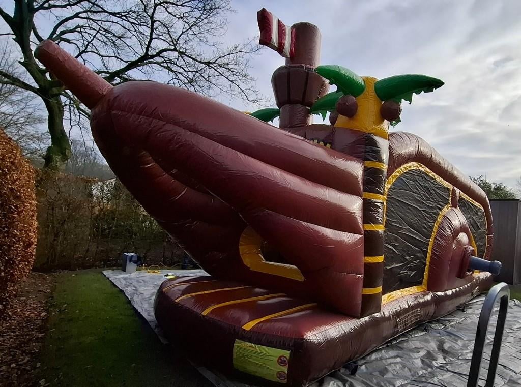 Stormbaan piratenschip te huur!, Ophalen of Verzenden, Zo goed als nieuw