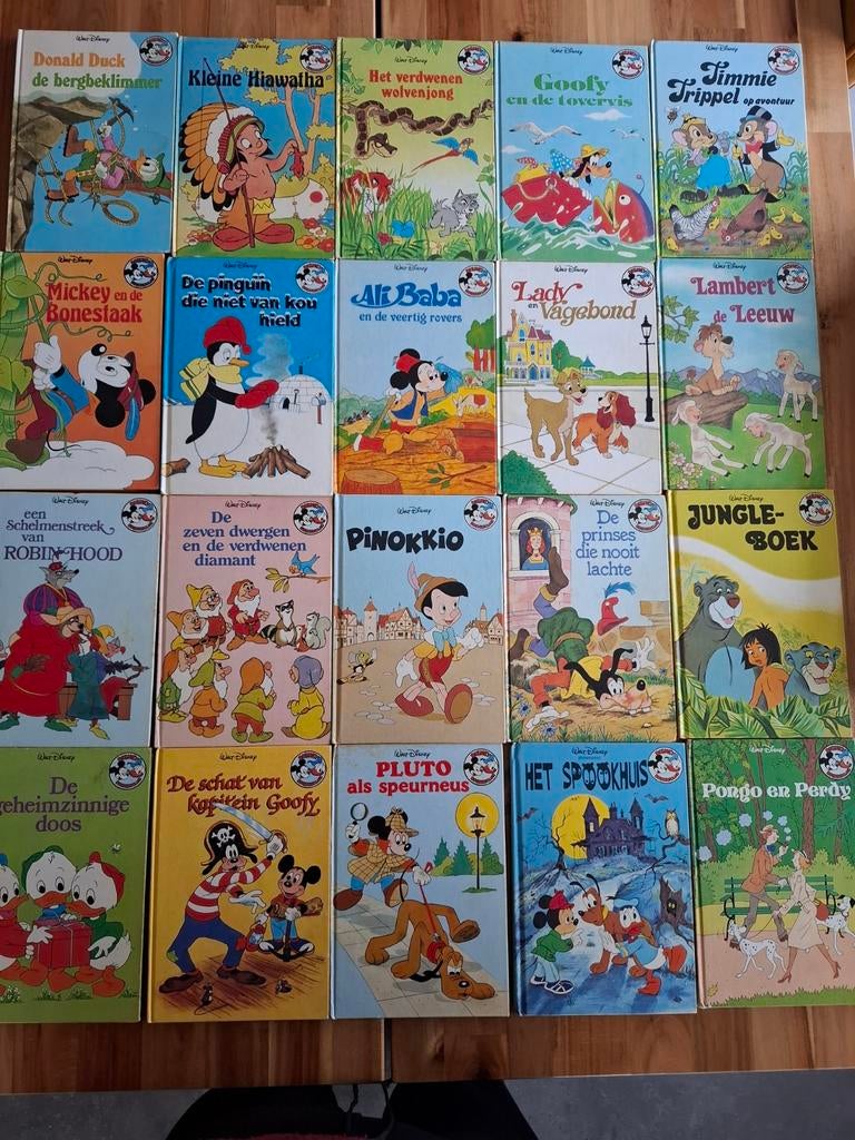 Disneyboekenclub boekjes disney jaren 80 20 boekjes, Ophalen of Verzenden, Overige figuren, Gebruikt, Overige typen
