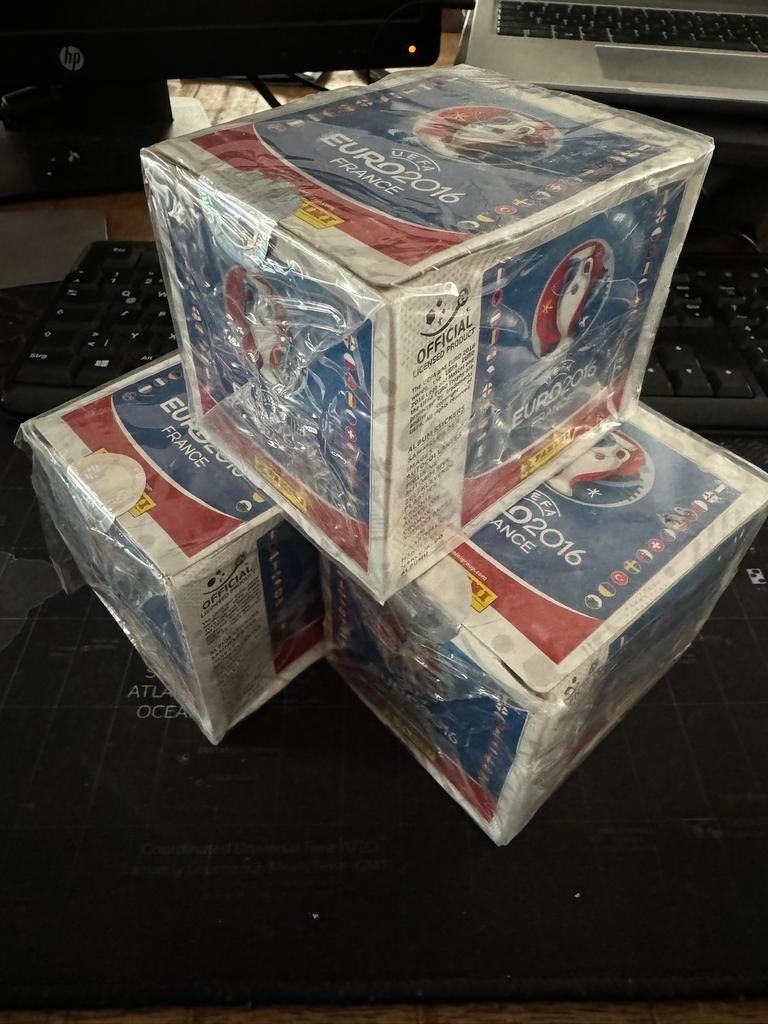 Panini Euro 2016 Sealed Box | 50 Packs, Ophalen of Verzenden, Zo goed als nieuw, Meerdere stickers
