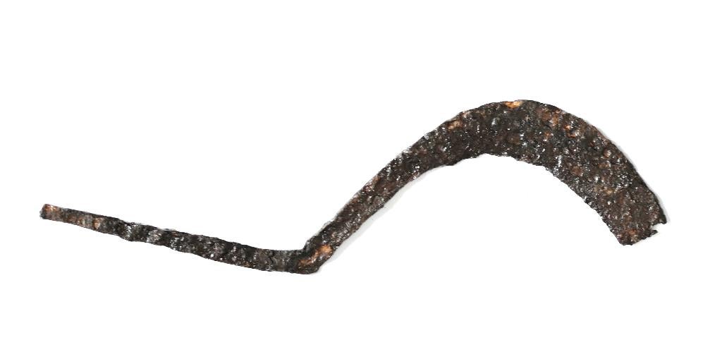 Romeinse Sikkel L240mm b ca24mm (tip gebroken)  c129  8 euro, Ophalen of Verzenden