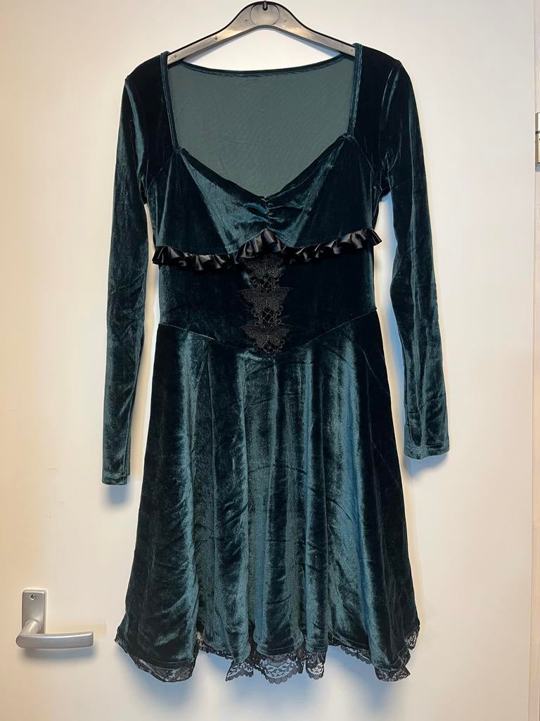 Nieuw Groen Velours Gothic Jurk Vlinderdetails - Maat S, Ophalen of Verzenden, Zo goed als nieuw, Maat 36 (S), Boven de knie