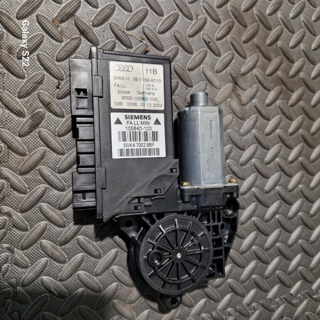 AUDI A4 B6 | RAAMMOTOR LV | 8E1 959 801 B, Auto-onderdelen, Ruiten en Toebehoren, Audi, Gebruikt, Ophalen of Verzenden