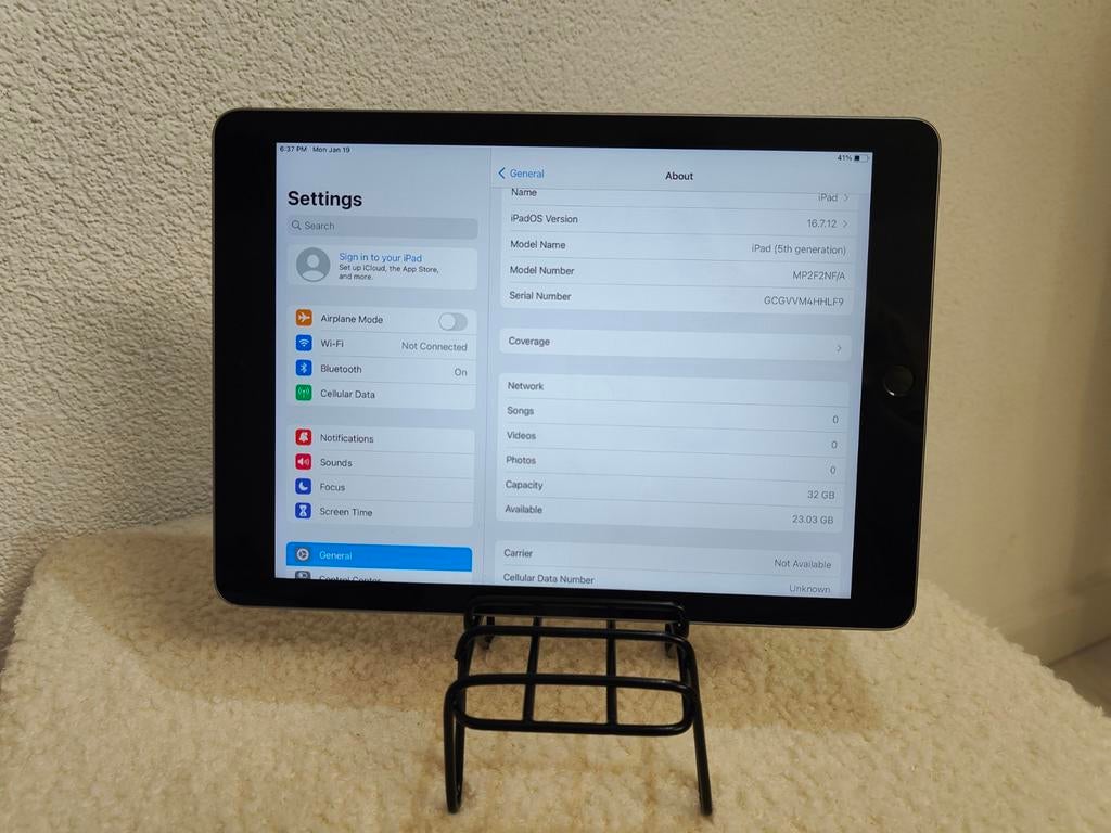 Apple iPad (6e generatie) 32GB - Zo goed als nieuw!, Computers en Software, 10 inch, 32 GB, Apple iPad, Ophalen of Verzenden