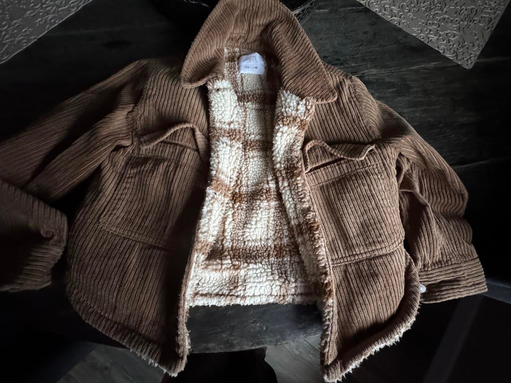 Zara jacket maat 128, Kinderen en Baby's, Ophalen of Verzenden, Zo goed als nieuw, Meisje, Jas