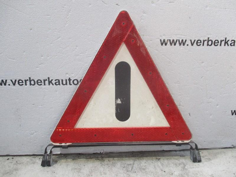 Gevarendriehoek Mercedes-Benz E diesel (W124) 1988, Auto-onderdelen, Autosloperij Verberk v.o.f., Gebruikt, Info@VerberkAutodemontage.nl