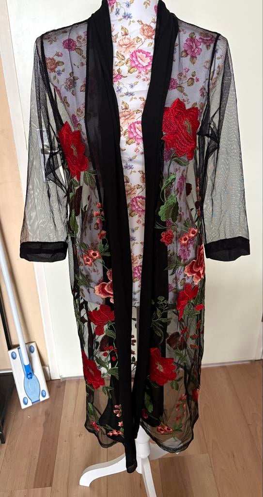 Geborduurde vest met bloemen, Kleding | Dames, Truien en Vesten, Ophalen, Zo goed als nieuw, Maat 42/44 (L), Zwart