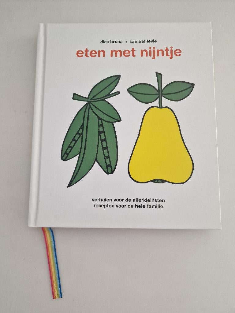 Eten met Nijntje - verhalen voor de allerkleinsten kerst, Boeken, Kookboeken, Gezond koken, Ophalen of Verzenden, Zo goed als nieuw