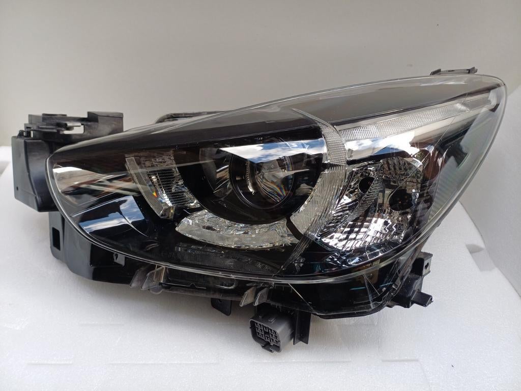 Linker koplamp Mazda 2 DJ vol led 2014-2019 D09K51040, Ophalen of Verzenden, Gebruikt, Mazda