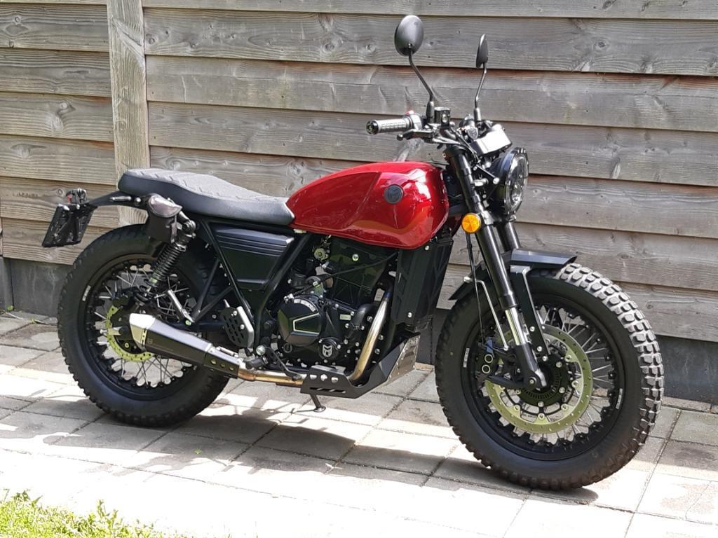 mutt motor 250cc 1cilinder bj 2024, Motoren, Motoren | Overige merken, Particulier, Naked bike, 12 t/m 35 kW, 1 cilinder, Minimaal motorrijbewijs A2