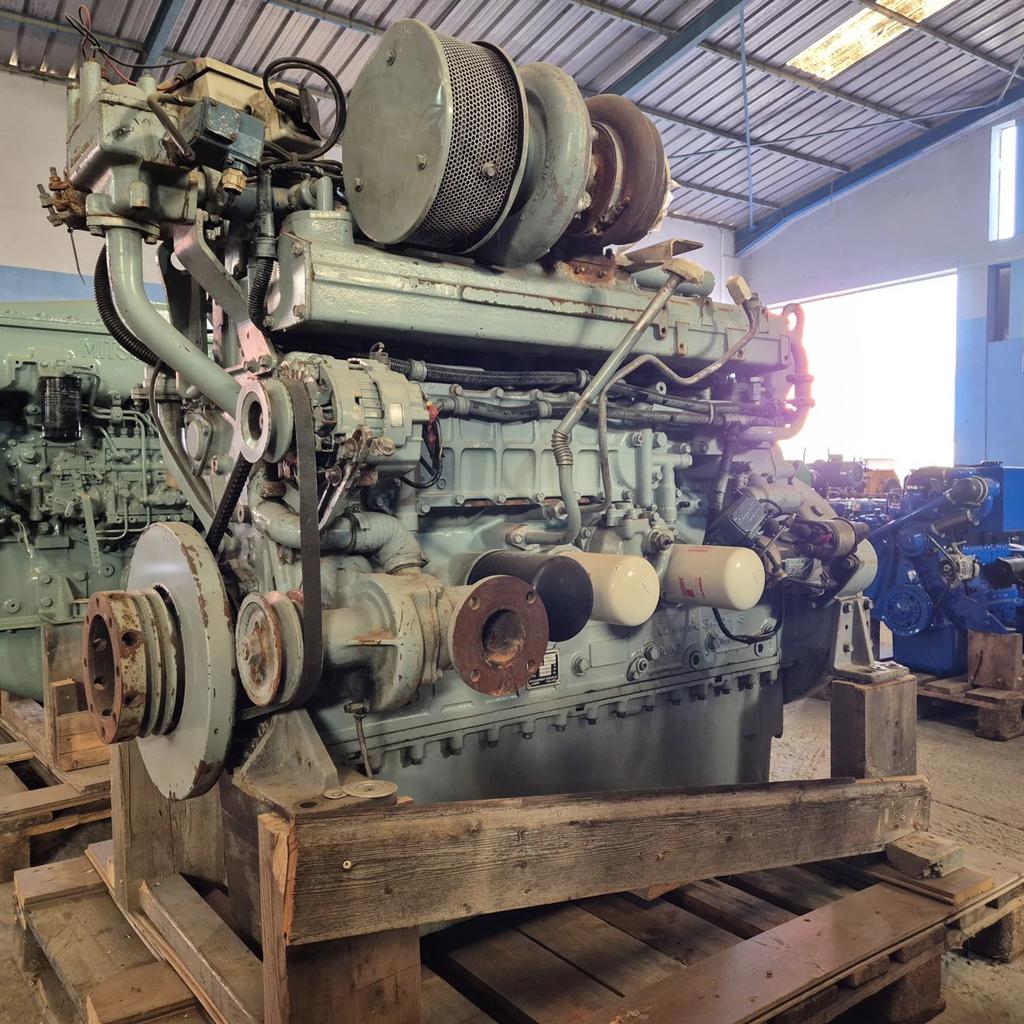 Mitsubishi S6B3-MPTA, Doe-het-zelf en Verbouw, Motoren, Ophalen, Zo goed als nieuw, Dieselmotor, 1800 rpm of meer