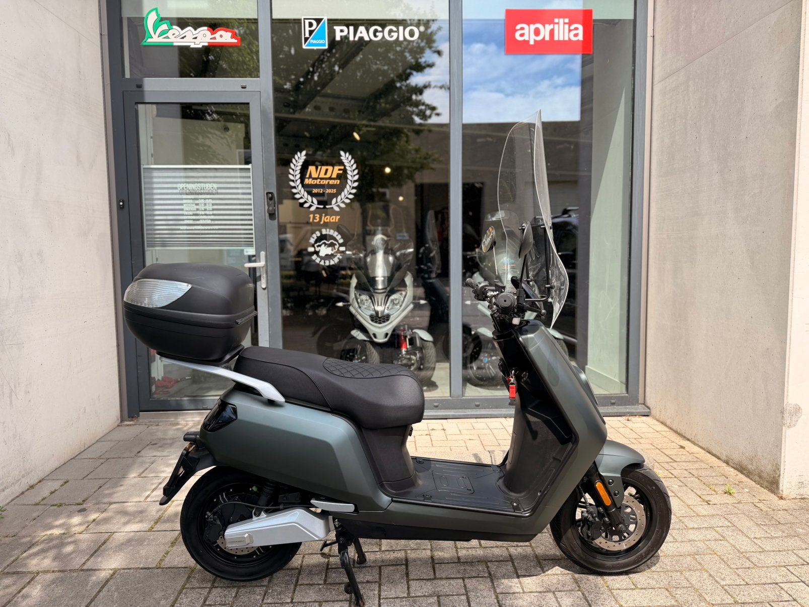 E-go electrische scooter 2x accu!!, Ophalen of Verzenden, Zo goed als nieuw, Benzine, Orbit