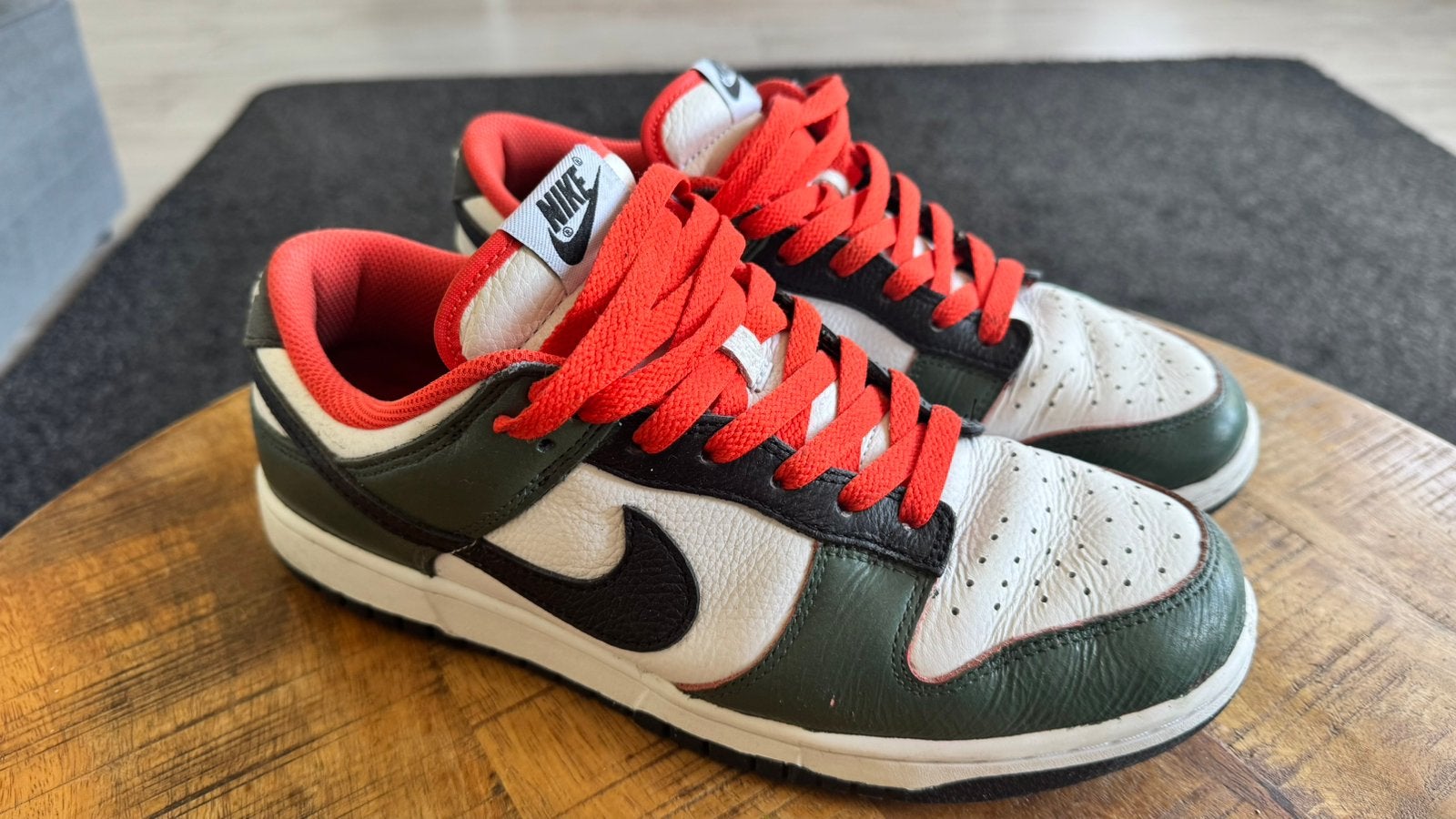 Nike Dunk, Ophalen of Verzenden, Gedragen