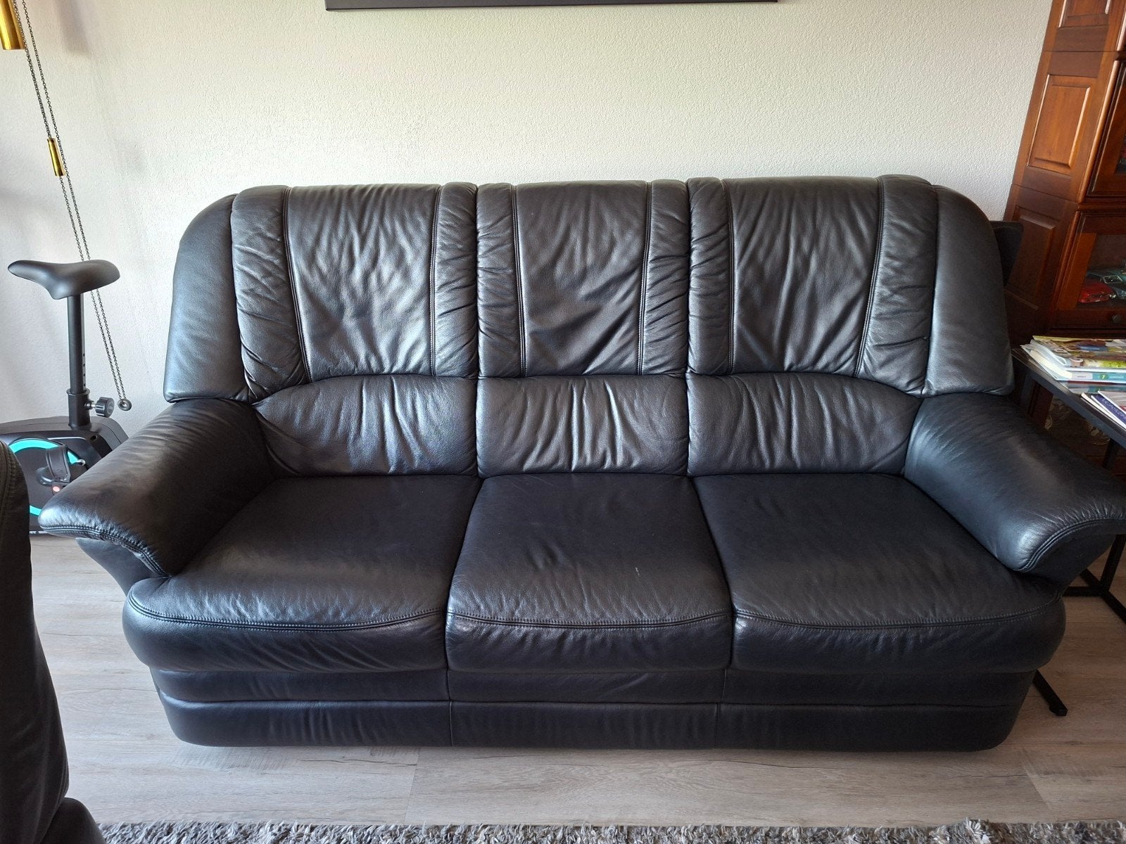 Hukla 3-zits bank zwart leer met 2 relaxstoelen, Huis en Inrichting, Banken | Bankstellen, Driepersoons, Leer, Ophalen of Verzenden