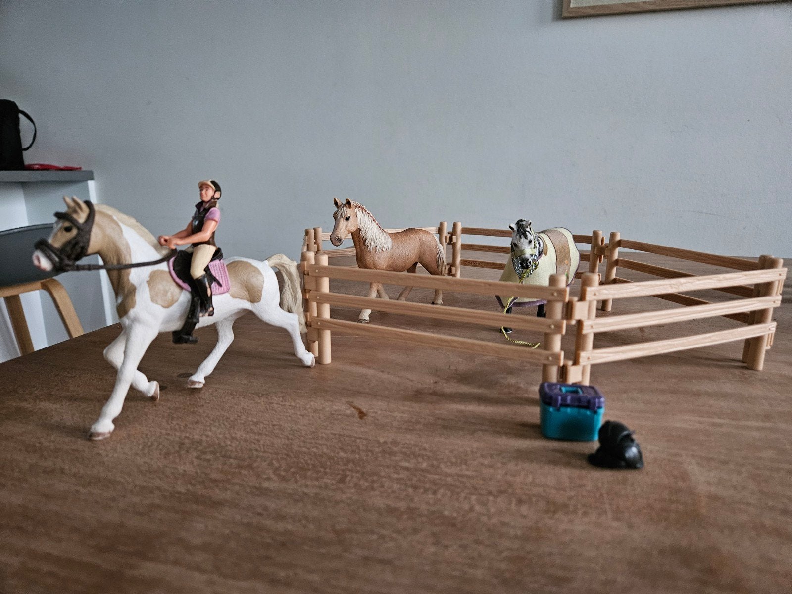 Schleich paarden set met ruiter en omheining, Kinderen en Baby's, Speelgoed | Overig, Ophalen of Verzenden, Zo goed als nieuw