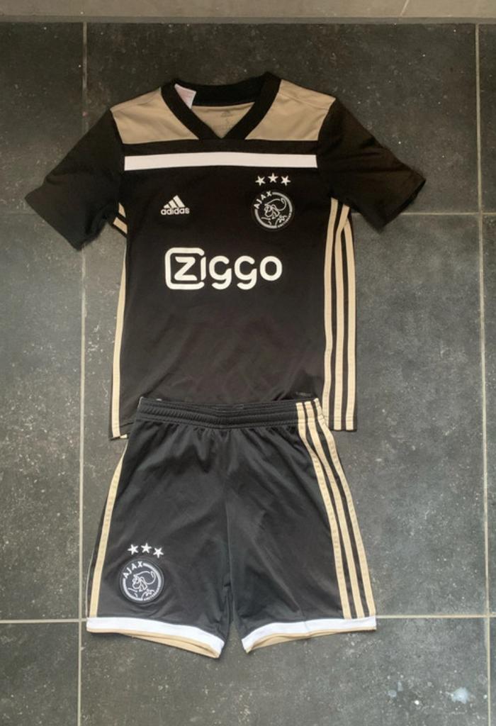 Zeldzaam Ajax voetbaltenue - Maat S, Ophalen of Verzenden, Zo goed als nieuw