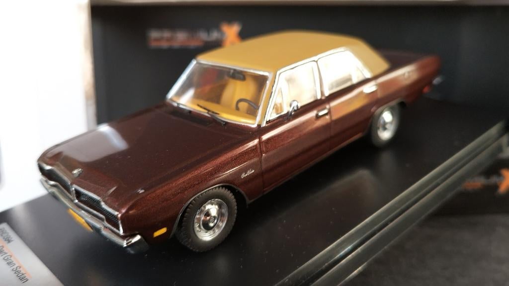 Dodge Dart Gran Sedan 1:43 Premium X Pol, Overige merken, Xian Xing Hai macau, Auto, Verzenden