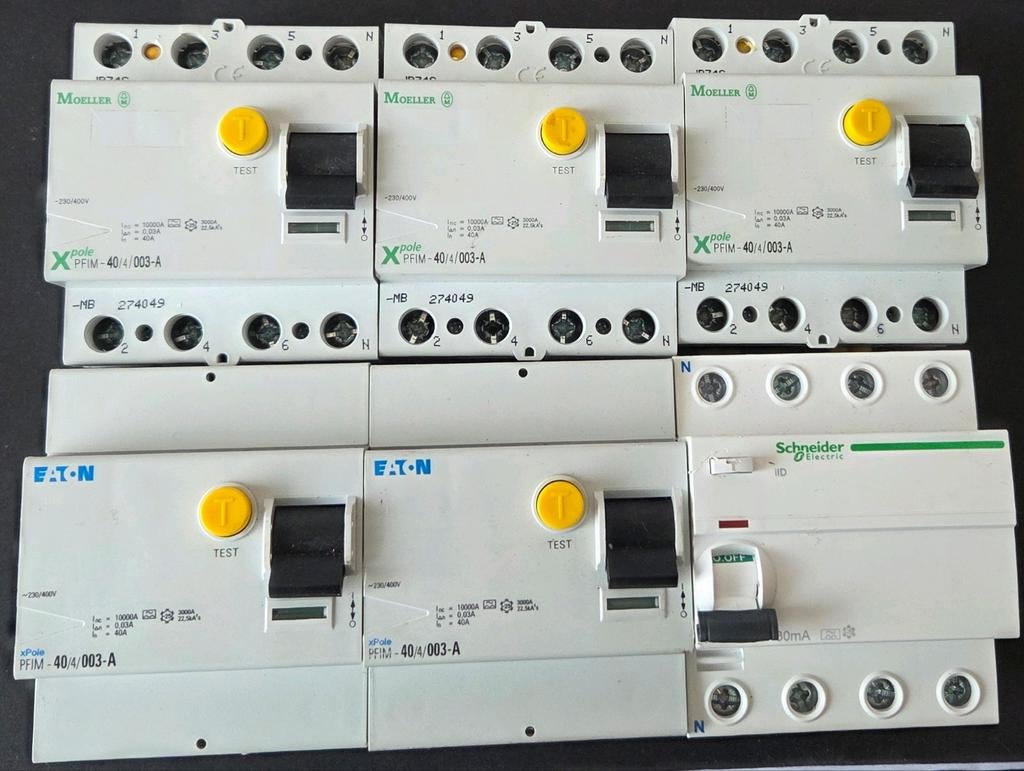 Eaton Moeller schneider40A/30mA   aardlekschakelaar, Ophalen of Verzenden, Gebruikt, Schakelaar