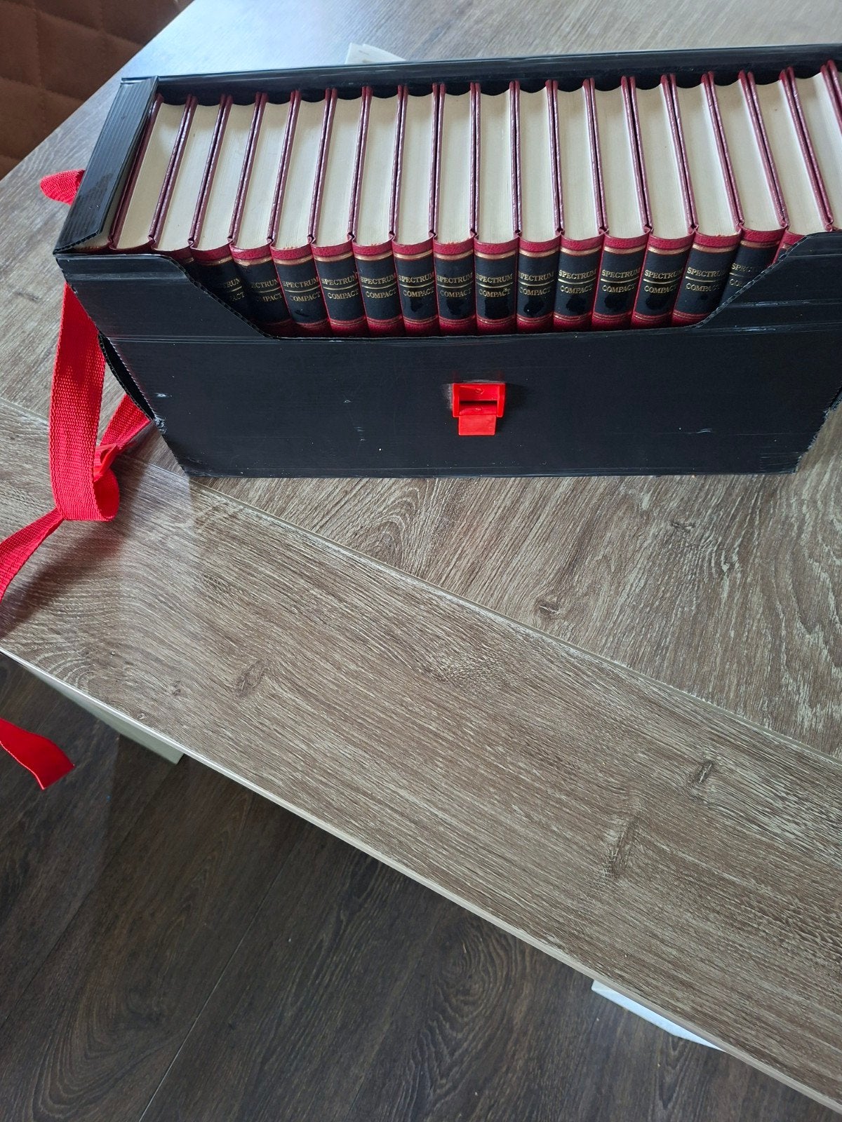 Spectrum Compact Studie Encyclopedie - Complete Serie, Boeken, Ophalen of Verzenden, Zo goed als nieuw, Algemeen, Complete serie