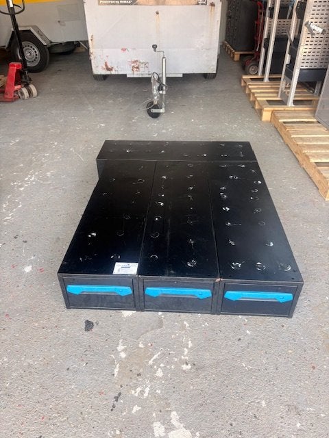 SORTIMO Vloerlade (2563) L157 B112 H25 €1249, Auto diversen, Auto-accessoires, Ophalen, Zo goed als nieuw, Info@laaiin.nl, Laaiin