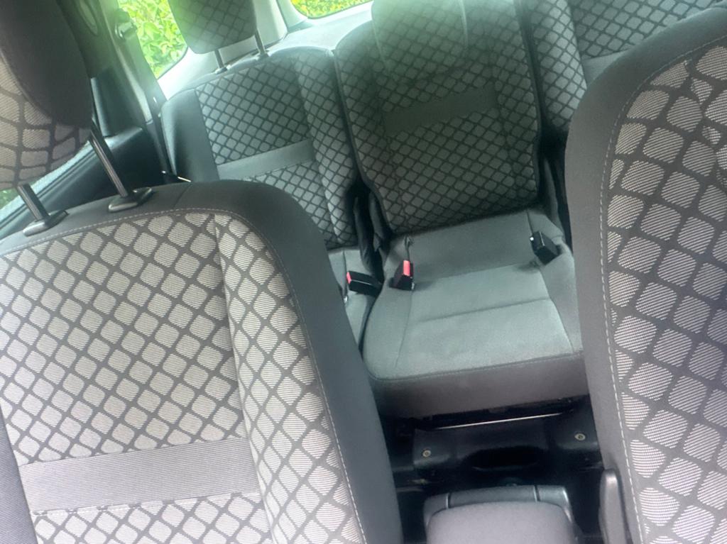 Foto 22 van Renault Grand Scenic 1.4 TCE 5P 2011 Grijs
