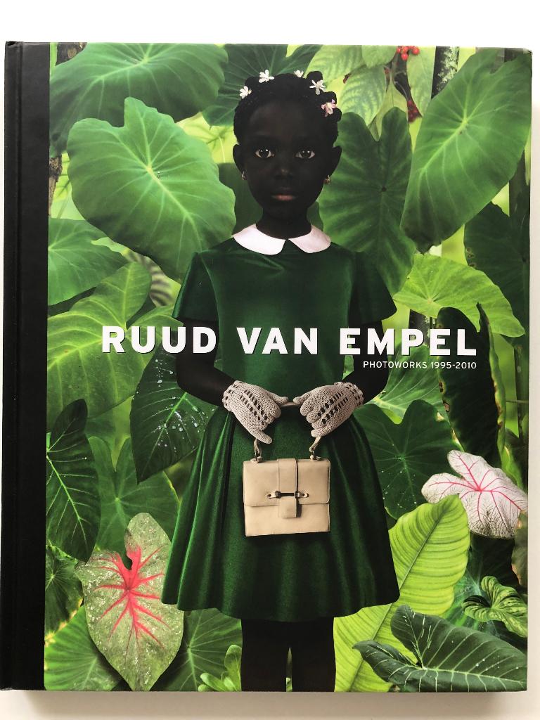 Ruud Van Empel - Photoworks 1995-2010 (9789081383226), Boeken, Fotografen, Verzenden, Kees van Twist, Zo goed als nieuw