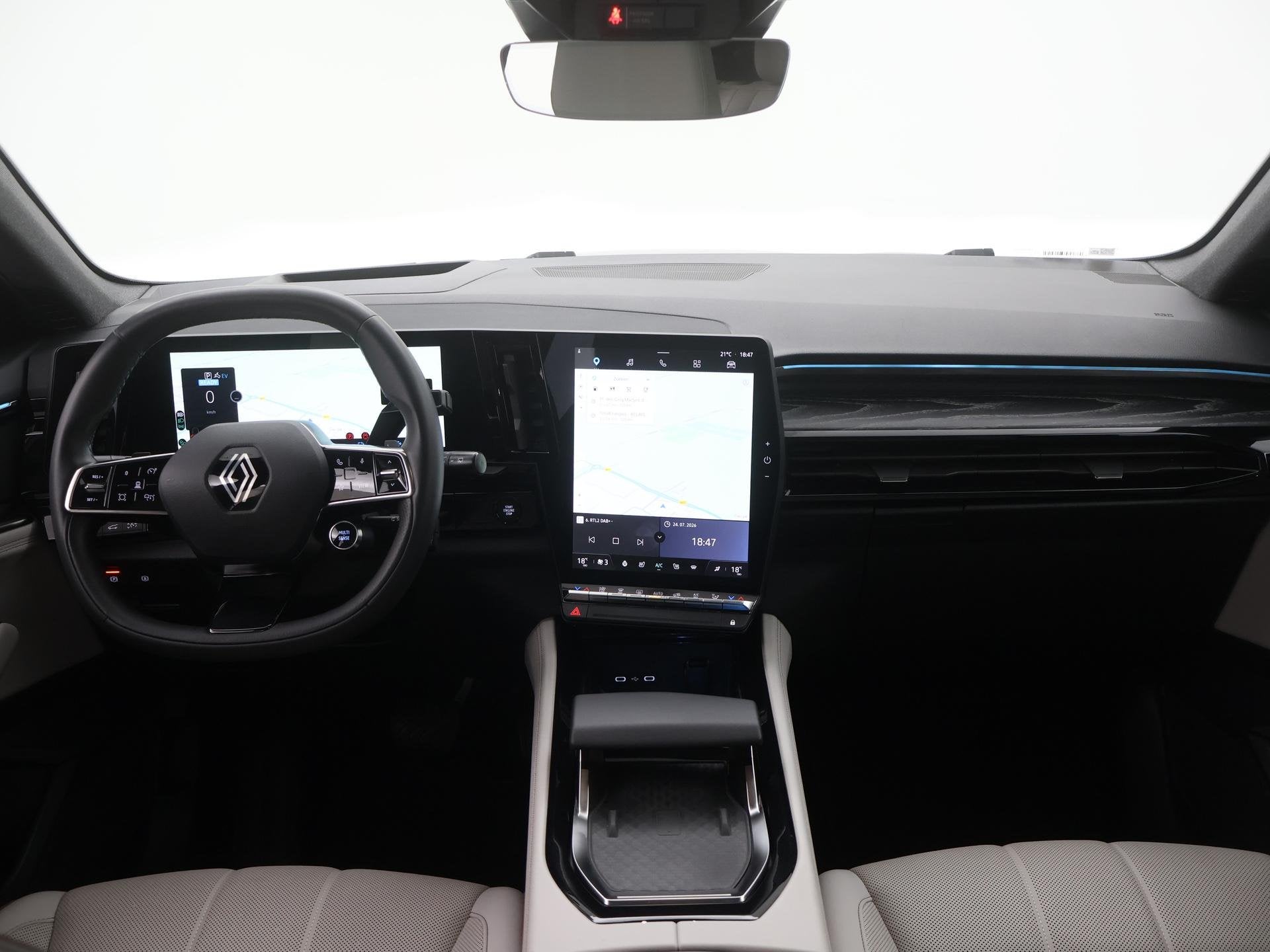 Renault Espace E-Tech full hybrid 200 iconic 7p. PANODAK|LEE, Gebruikt, Euro 6, 1199 cc, 2 kWh