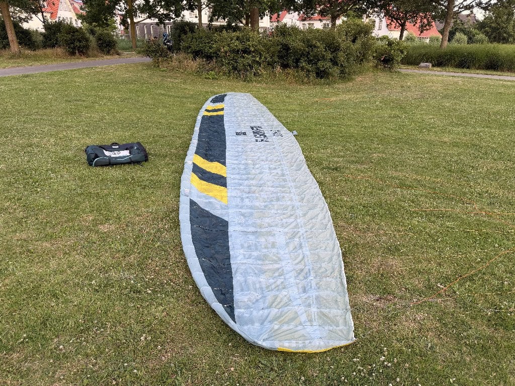 Flysurfer Sonic 4 15m, Gebruikt, 15 m², Geen board, Ophalen of Verzenden