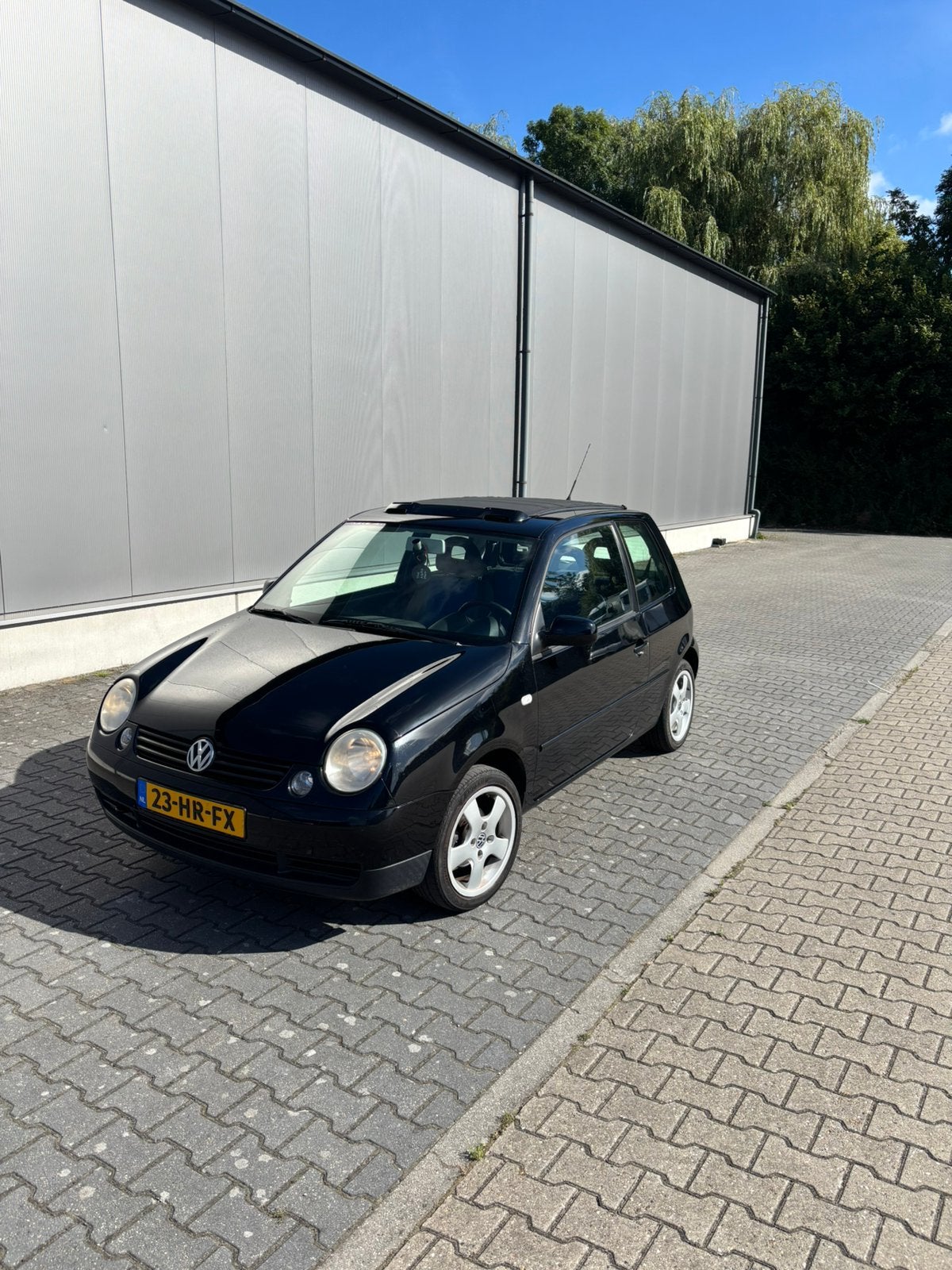 Volkswagen Lupo 1.4 44KW 2001 Zwart, Auto's, Volkswagen, Voorwielaandrijving, 450 kg, 31 €/maand, 4 cilinders