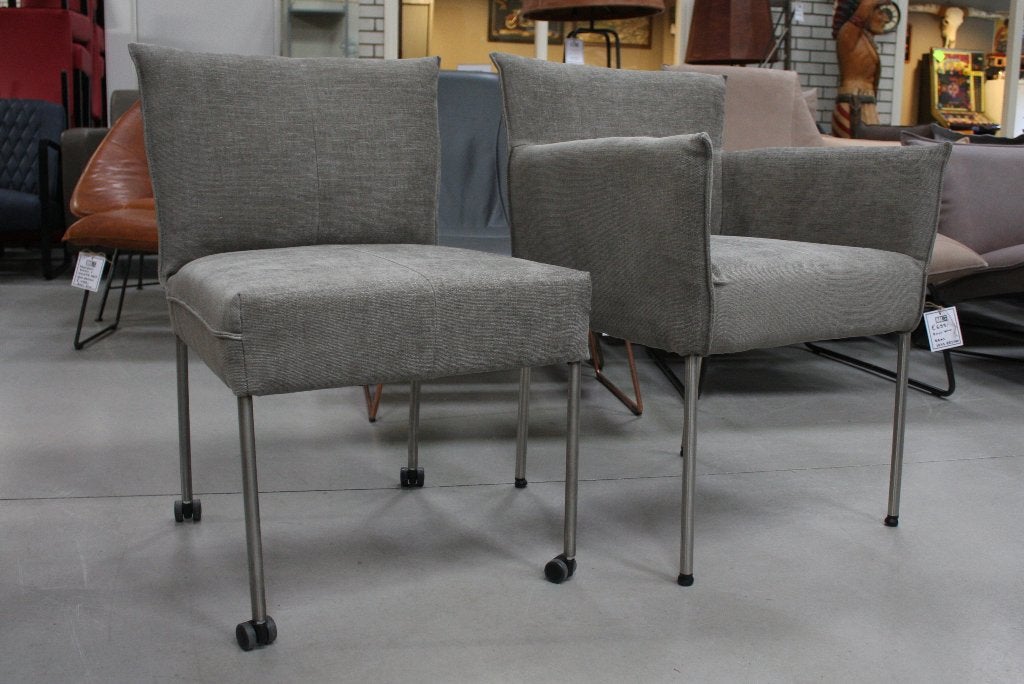 4 x luxe eetkamerstoel Forward Jess design stof wieltjes, Huis en Inrichting, Ophalen, Zo goed als nieuw, Grijs, Stof