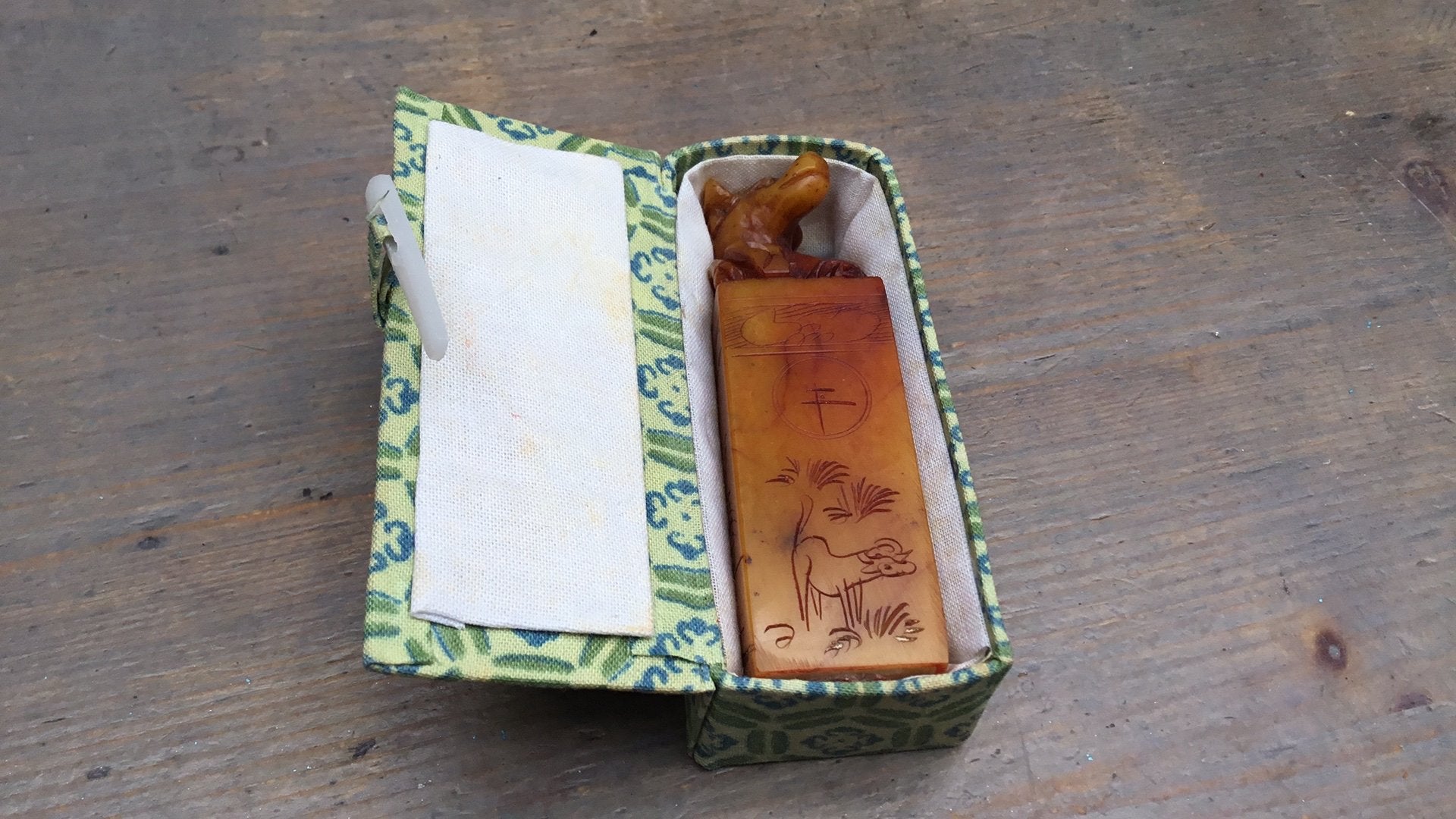 Chinese speksteen stempel, Ophalen of Verzenden, Zo goed als nieuw, Poppenhuis