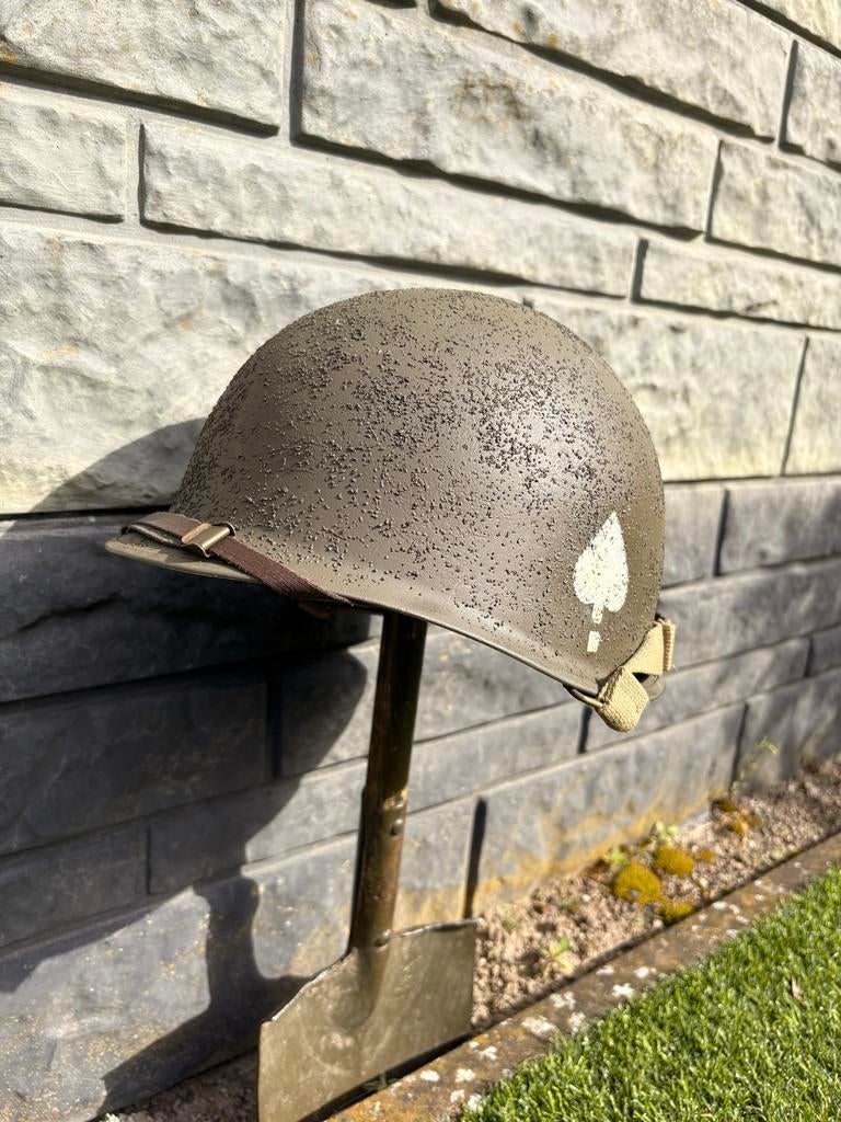 Replica M1 Helm 506th PIR 101st AB US, Ophalen of Verzenden, Landmacht, Amerika, Helm of Baret