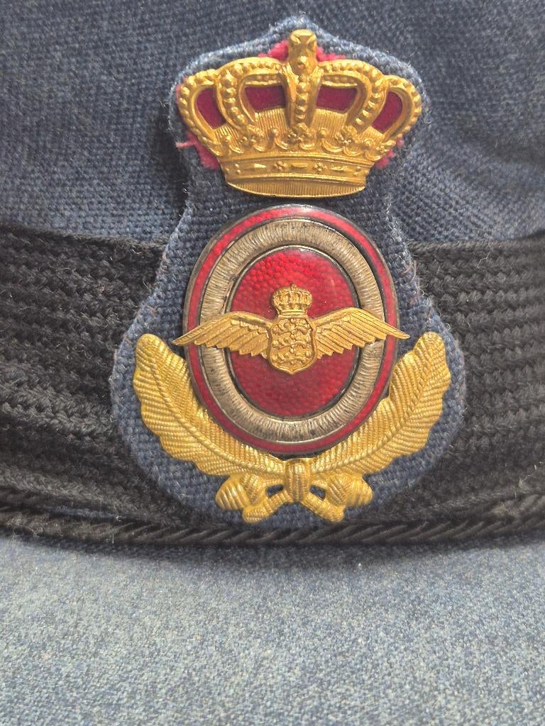 Denemarken pet voor officier luchtmacht, Verzamelen, Militaria | Algemeen, Ophalen of Verzenden, Landmacht, Overige gebieden, Helm of Baret