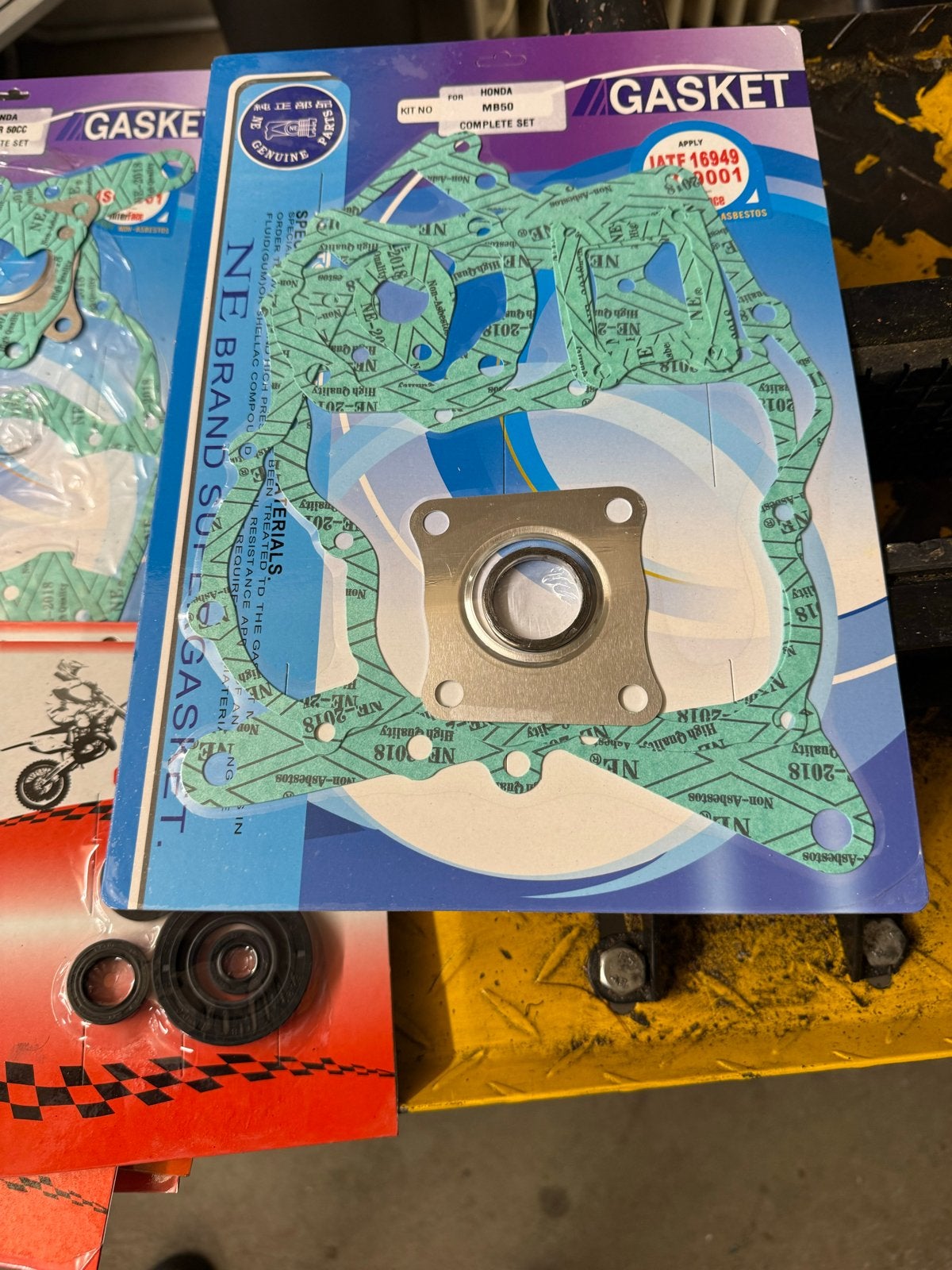 Honda pakkingen en lager, en keerring sets nieuw, Ophalen of Verzenden, Nieuw, Blok